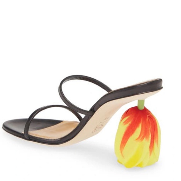 Loewe Tulip Leather Sandals - Picture 7 of 11